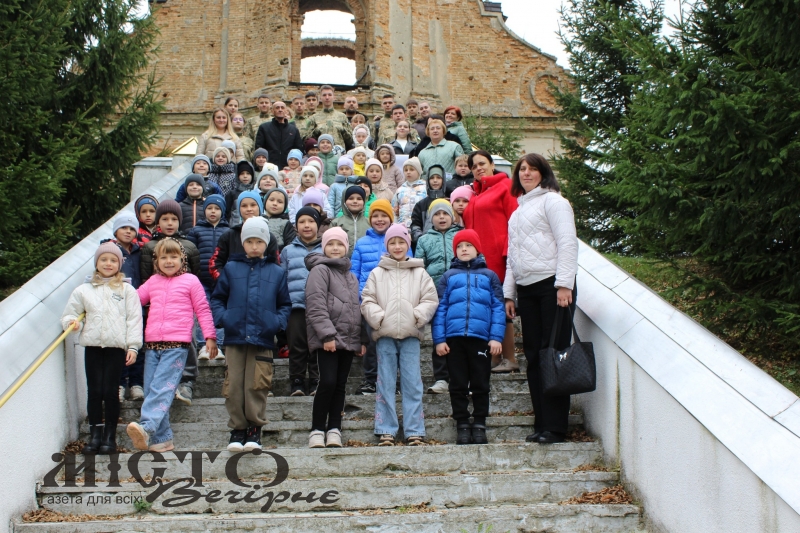У Локачинській громаді першокласників посвятили у соколята 