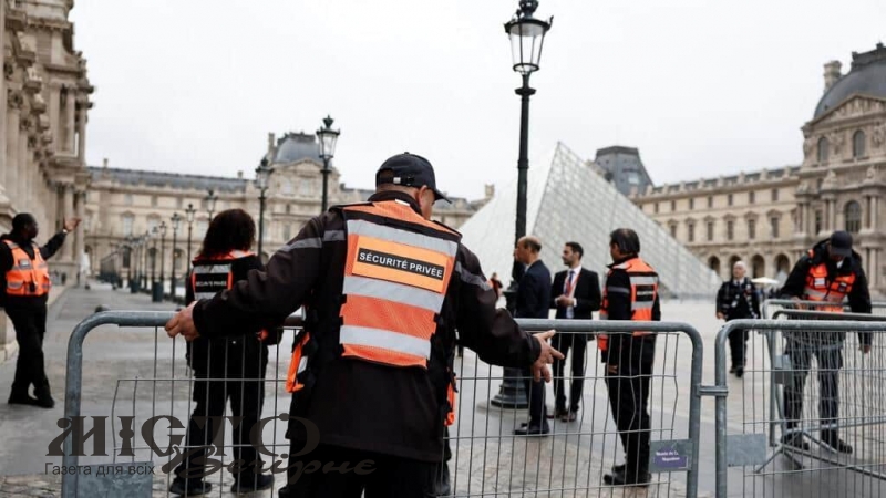 У Франції затримали злодіїв, які пограбували Лувр 