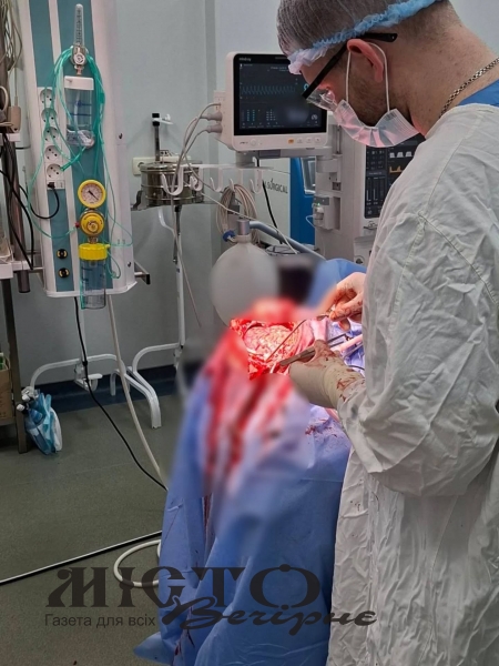 У Володимирі чоловіку провели надскладну операцію на головному мозку 