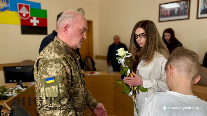 Трьом Героям з Нововолинська посмертно присвоїли державні нагороди 