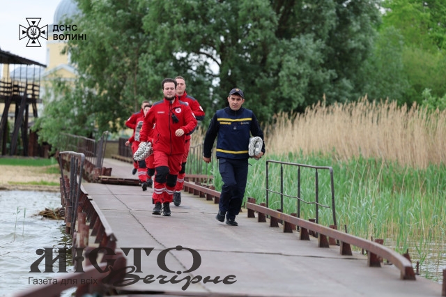 Волинські та польські рятувальники провели спільні навчання на воді та в лісі - новини Володимир-Водинського Волинські та польські рятувальники провели спільні навчання на воді та в лісі