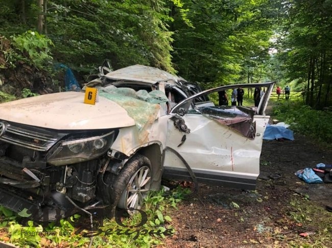 У місті Яремче в жахливій аварії загинуло 4 людей 