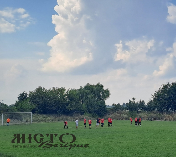 Зіграли футбольні команди Локачинської громади проти команд Горохівщини 