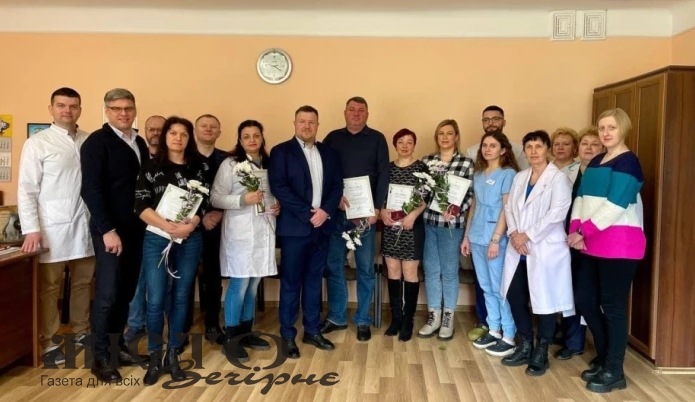 П‘ятеро мешканців Нововолинської громади отримали посвідчення Почесних донорів України 