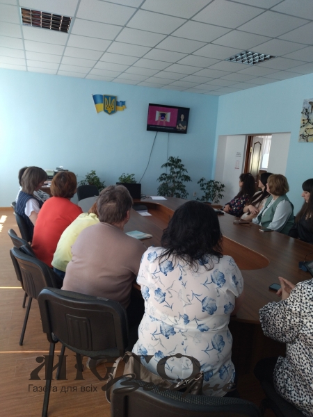 Для педагогів Локачинського ліцею провели навчання щодо професійного вигорання 