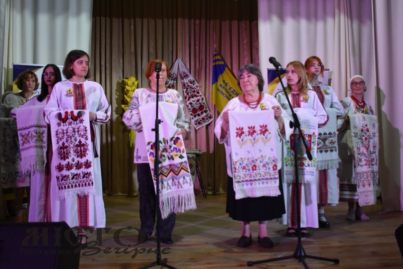 У Володимирі презентували патріотичний проєкт «Рушник Пам'яті» 