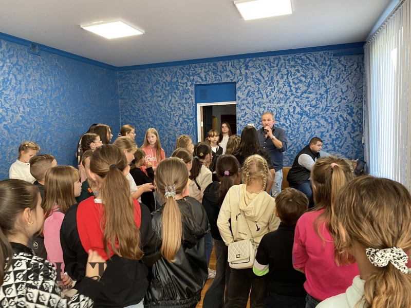 На благодійній майстерні у Локачах збирали кошти для військових 