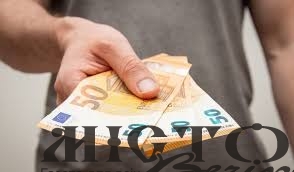 У Володимирі судили чоловіка, який намагався дати прикордоннику хабар у 200 євро, щоб його випустили за кордон 