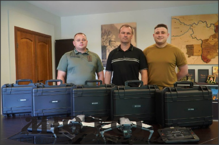 Володимирська громада придбала п’ять сучасних дронів для 14 бригади на майже мільйон гривень 