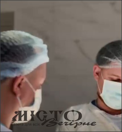 Мав високу температуру, задишку та виражену слабкість: у Нововолинську медики врятували 36-річного чоловіка 