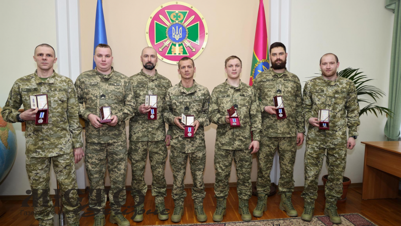 Волинських прикордонників нагородили за бойові завдання на сході України 