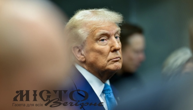 Трамп після зустрічі з Зеленським допустив, що Путін «морочить голову» 