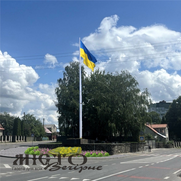 На місці колишнього танку у Володимирі встановлять флагшток із прапором 