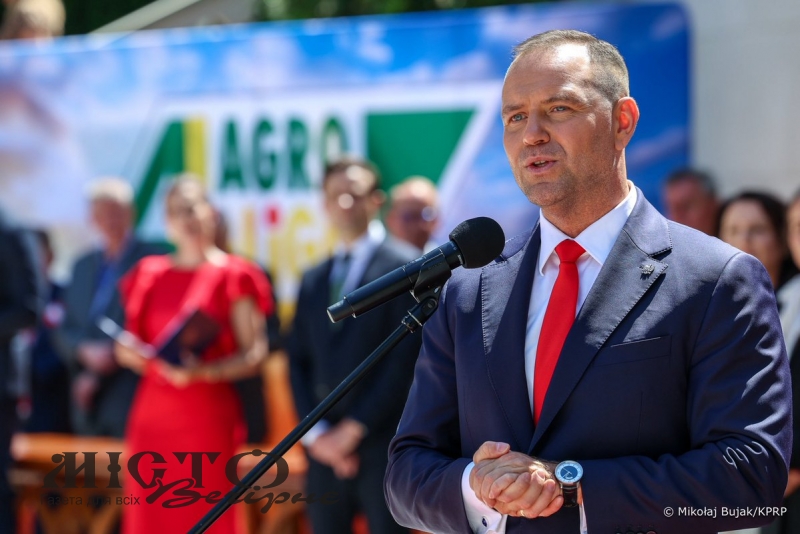 Президент Польщі Кароль Навроцький назвав вступ України до ЄС загрозою для польського сільського господарства - новини Володимир-Водинського Президент Польщі Кароль Навроцький назвав вступ України до ЄС загрозою для польського сільського господарства
