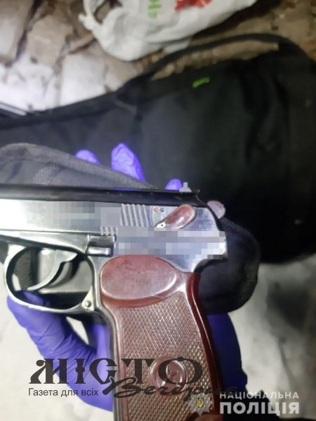 У Запоріжжі 18-річний юнак застрелив знайомого просто у квартирі 