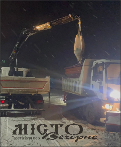 Комунальники Володимирської громади працюють у посиленому режимі вже майже тиждень 