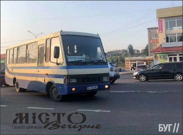 У Володимирі водій пасажирського автобуса збив жінку та покинув місце ДТП 