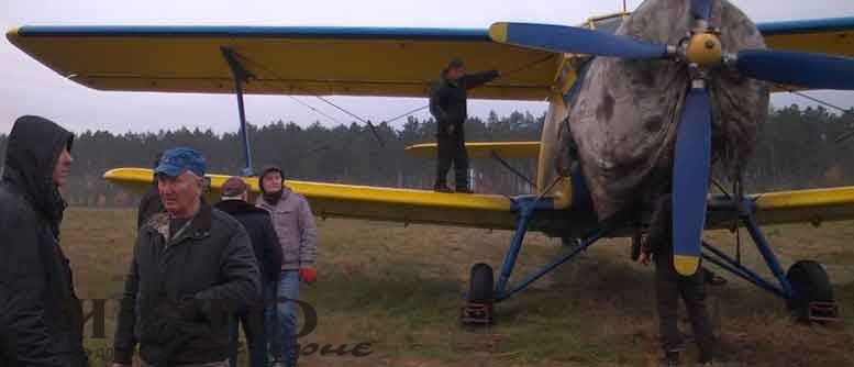На Волині літаками розкидають приманки для диких звірів із вакцинами від сказу 
