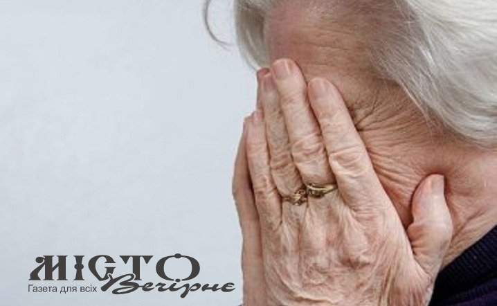 Суд у Володимирі оштрафував чоловіка на 340 грн за психологічне насильство щодо матері 