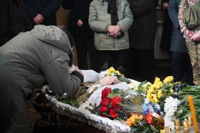 У Володимирі в останню дорогу провели полеглого захисника Юрія Мисана 