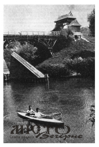 Показали ретрофото колишнього мосту з аркою через річку Західний Буг в Устилузі 