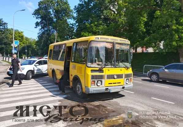 Поліція у Володимирі з'ясовує обставини аварії, в якій постраждала 9-річна дівчинка 