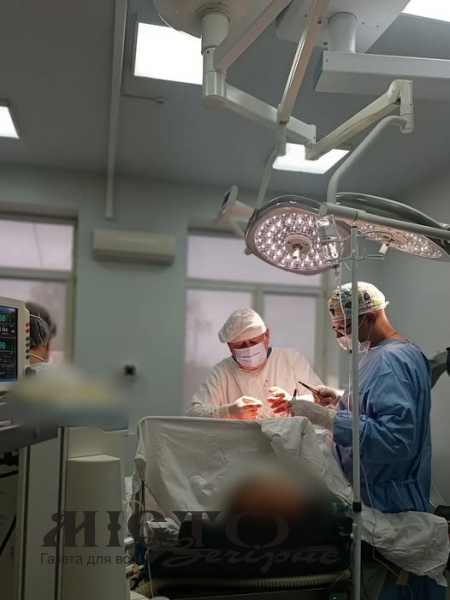 У Володимирському ТМО успішно прооперували складний перелом плеча 