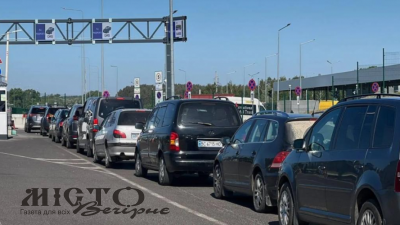 У Володимирі судили чоловіка, який намагався виїхати за кордон із підробленими документами 