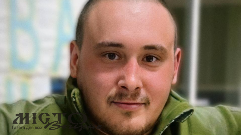 Пройшов ворожий полон, але трагічно загинув за кордоном: до Володимира прямує кортеж із 24-річним прикордонником Олександром Бичком 