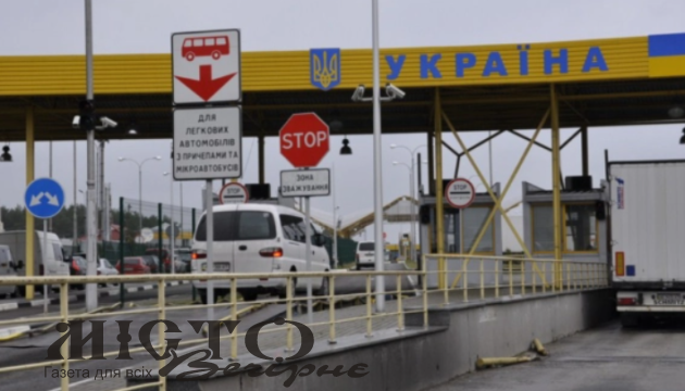 У Володимирі судили прикордонника, який пропустив до Польщі 30 чоловіків 
