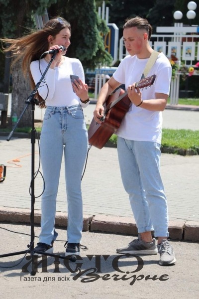 Молодь Володимира влаштувала благодійний концерт 
