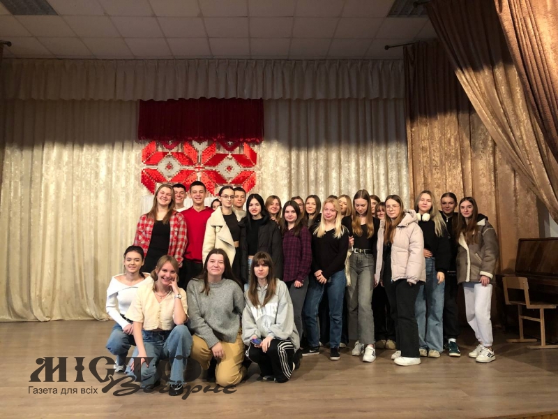 У закладах освіти Володимирщини молодіжний центр провів презентаційну кампанію 