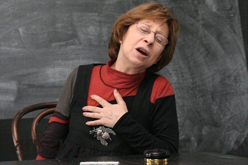 Відому українську актрису госпіталізували з коронавірусом 