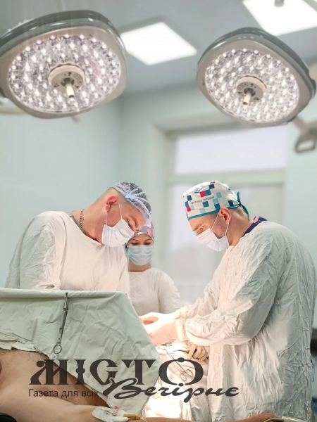 Від прийому до операції – 120 хвилин: у Володимирському ТМО врятували чоловіка з защемленою грижею 