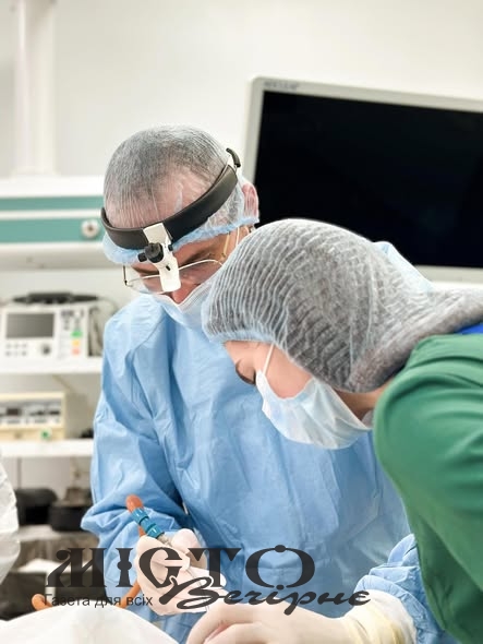 У Володимирі стоматолог виявив стороннє тіло у верхньощелепній пазусі пацієнта 