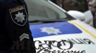 Хотів «вирішити питання» за 400 доларів: в Іваничах військовий намагався дати хабар поліції 