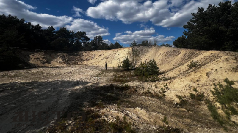 На Волині розслідують незаконний видобуток піску на мільйони гривень 