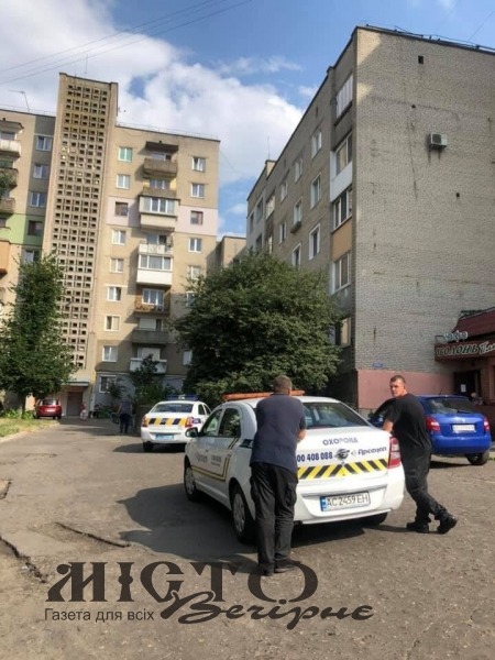 У Нововолинську жінка пішла з дому і забула, чи вимкнула плиту: викликала рятувальників 