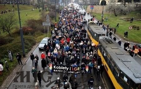У Польщі відновилися антиурядові протести 