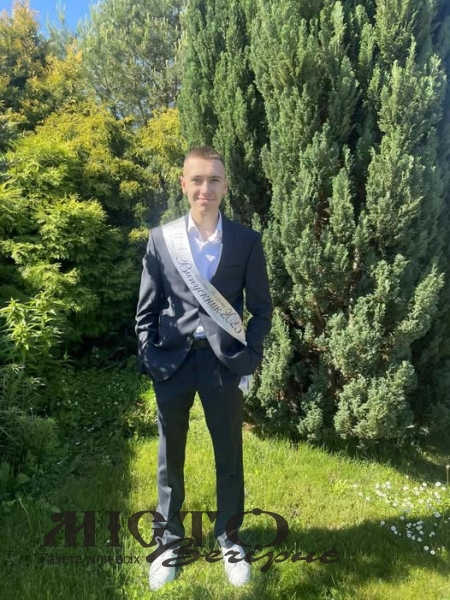 Випускник Володимирського ліцею здобув максимальний бал з української мови на НМТ 