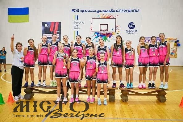 Спортсменки з Нововолинська вибороли перемоги на фестивалі мінібаскетболу 