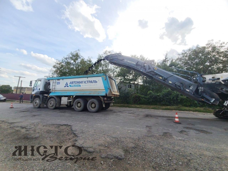 В Іваничах розпочато ремонт ще однієї аварійної дороги 