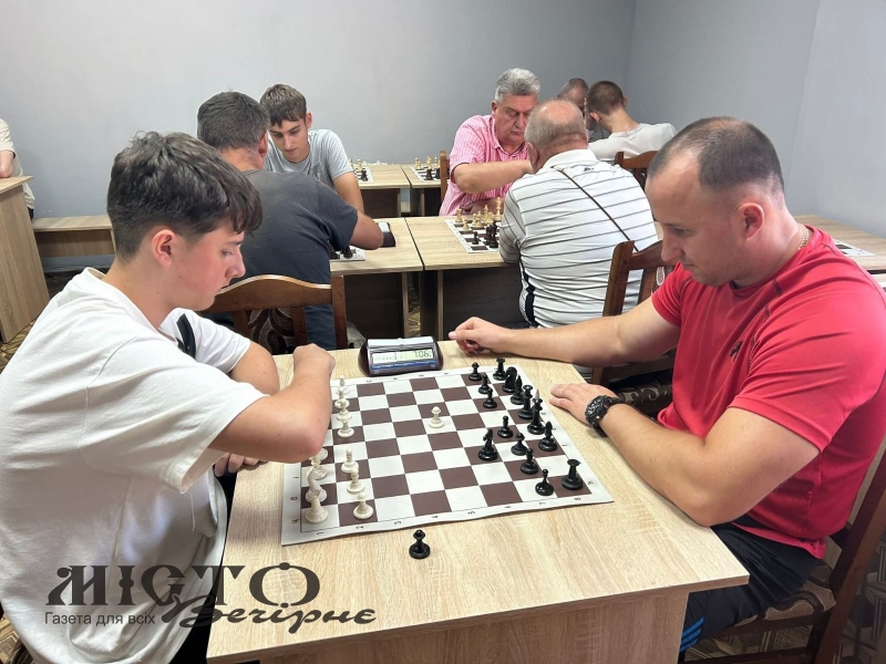 У Володимирі відбувся турнір зі швидких шахів 