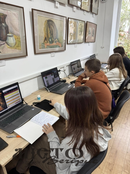 За підтримки Швеції у художній школі Володимира відкрили сучасний клас комп’ютерного дизайну 