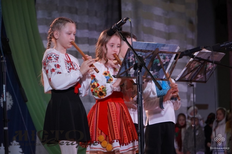 «З колядою в серці»: пройшов різдвяний концерт у Володимирі 