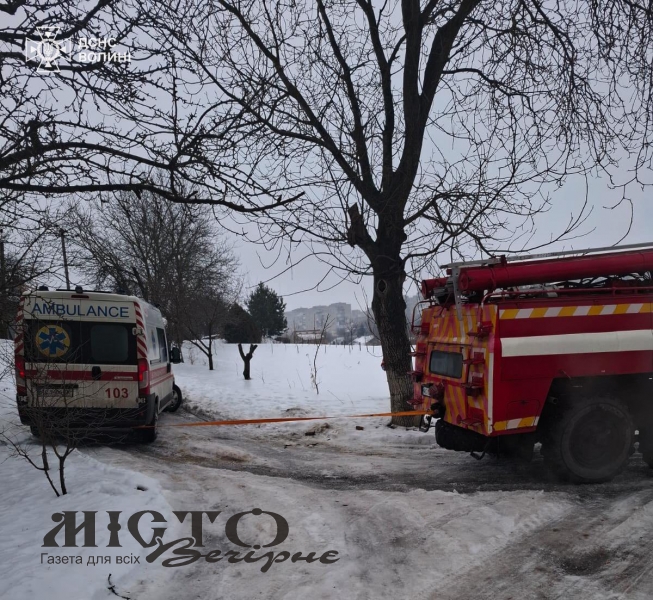 У Нововолинську через негоду «швидка» застрягла дорогою на виклик 