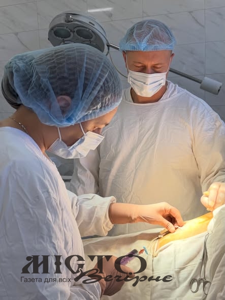 Гній тиснув на серце: у Нововолинську лікарі врятували 18-річного хлопця 