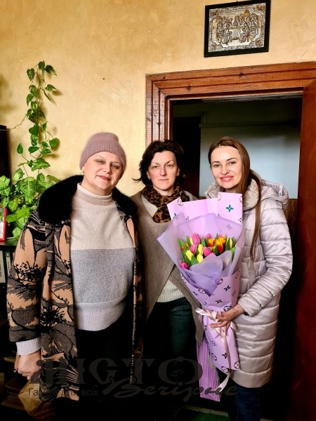 Дорогі наші захисники: сини, брати, чоловіки й онуки! 