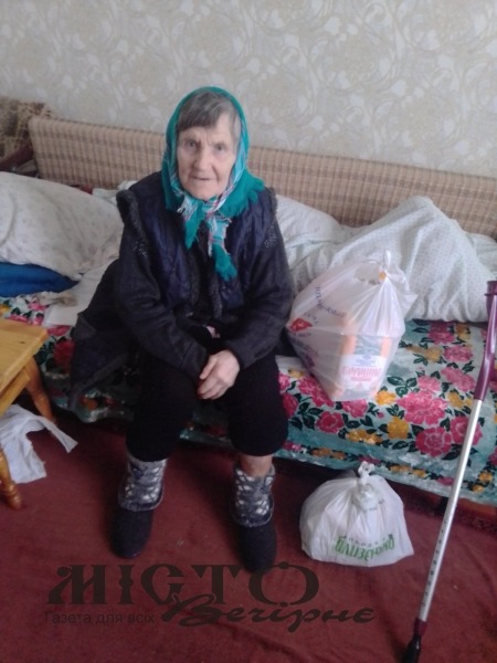 Одиноким жителям Локачинської громади вручили продуктові набори 