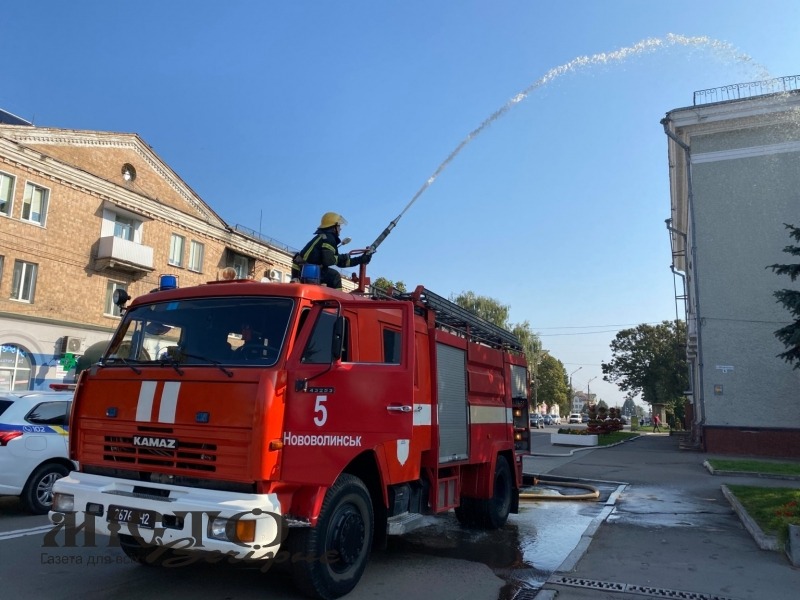 У Нововолинську відбулися тактико-спеціальні навчання для рятувальників 